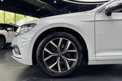 Volkswagen Passat 1.5 TSI Business EVO