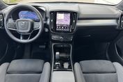 Volvo XC40 B3 Plus Dark