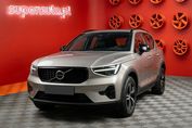 Volvo XC40 B3 Plus Dark