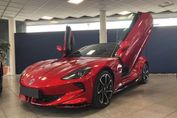 MG Cyberster 77kWh AWD Czerwony Dach
