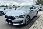 Skoda Superb Essence 2.0 TDI DSG