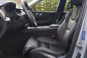Volvo XC60 B4 D AWD Plus Dark aut