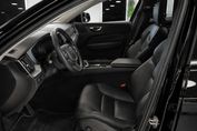 Volvo XC60 B5 B AWD Momentum Pro aut