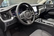 Volvo XC60 B4 D AWD Momentum Pro