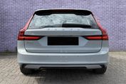 Volvo V90 T6 AWD Plug-In Hybrid Ultra Dark