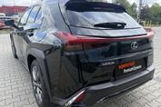 Lexus UX 300h F Sport Design