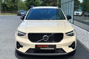 Volvo XC40 B3 Plus Dark