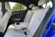 Lexus UX 300h F Sport Design