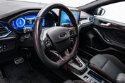 Ford Focus 1.0 EcoBoost ST-Line X