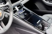 Porsche Panamera 4