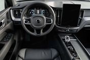 Volvo XC60 B5 AWD Ultra Black Edition