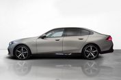 BMW Seria 5 540d xDrive mHEV M Sport aut