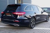 Mercedes Klasa C Kombi 220 d 4MATIC Avantgarde