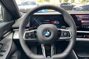 BMW Seria 5 Touring 520d xDrive M Sport