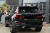 Volvo XC60 B5 AWD Plus Dark