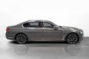 BMW Seria 7 740d xDrive