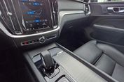Volvo V60 B3 B Plus Dark