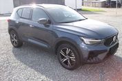 Volvo XC40 B3 Plus Dark