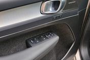 Volvo XC40 B3 Plus Dark aut