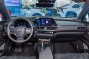 Lexus UX 300H Business