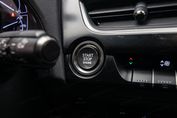 Lexus UX 200 2.0 2WD