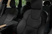Volvo XC60 B5 AWD Plus Dark