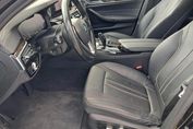 BMW Seria 5 530e xDrive Luxury Line aut