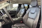 Volvo XC60 B4 B Plus Dark