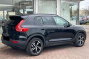 Volvo XC40 B3 Plus Dark