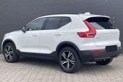 Volvo XC40 B4 Plus Dark