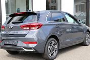 Hyundai i30 1.6 T-GDI Smart DCT