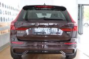 Volvo XC60 B5 AWD Ultra Dark