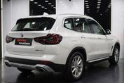 BMW X3 xDrive30e Luxury Line