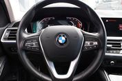 BMW Seria 3 Touring 320d Sport Line