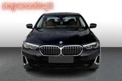 BMW Seria 5 530i xDrive Luxury Line
