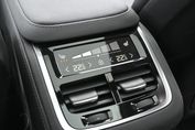 Volvo XC90 T8 AWD Plug-In Hybrid Ultra Dark 7os