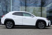 Lexus UX 300h F Sport Design