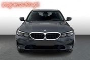 BMW Seria 3 320i