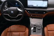BMW Seria 3 318i aut