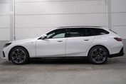 BMW Seria 5 Touring 520d xDrive M Sport
