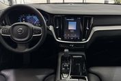 Volvo V60 T6 AWD Plug-In Hybrid Plus Bright aut