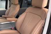 Hyundai Staria 1.6 T-GDI HEV Luxury aut