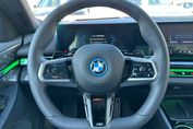BMW Seria 5 530e xDrive PHEV M Sport Edition aut