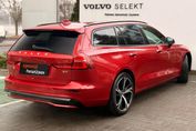 Volvo V60 B4 B Plus Dark