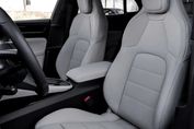 Porsche Macan 4