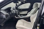 Jaguar XE 2.0 P300 AWD R-Dynamic SE aut
