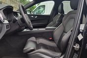 Volvo XC60 B5 B AWD Plus Black Edition