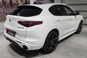 Alfa Romeo Stelvio Turbo Q4