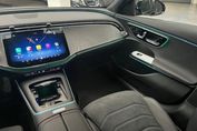 Mercedes Klasa E 300 de 4-Matic AMG