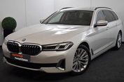 BMW Seria 5 520d xDrive Luxury Line aut